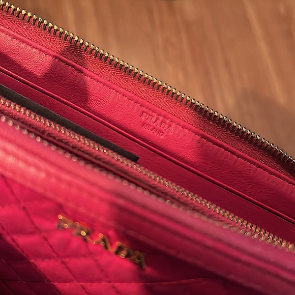💞Authentic PRADA Pink Quilted Women's Wallet💞 - Picture 12 of 15